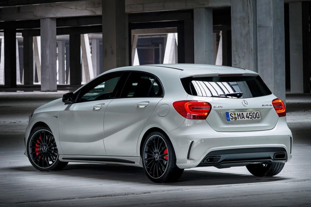 2014-mercedes-benz-a45-amg-2
