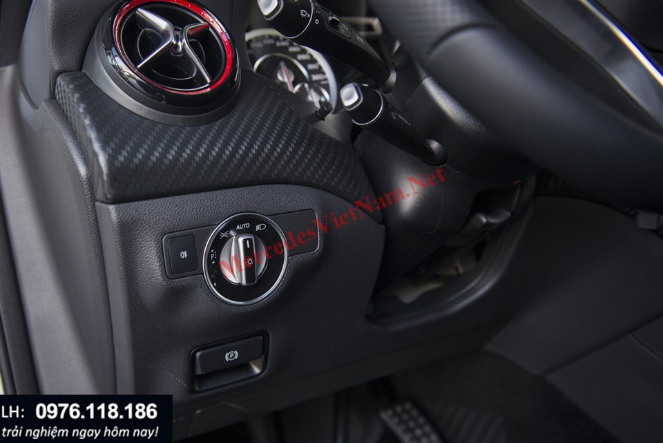 Mercedes A45 AMG (6)