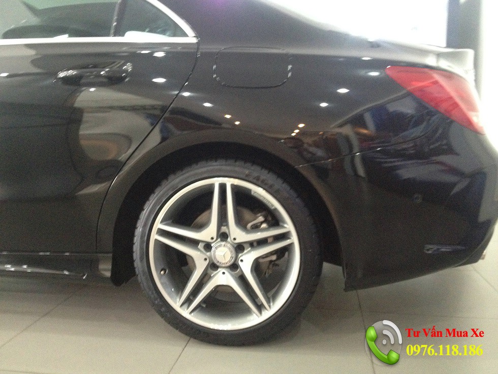 Mercedes CLA 250 2015 mau den (10)