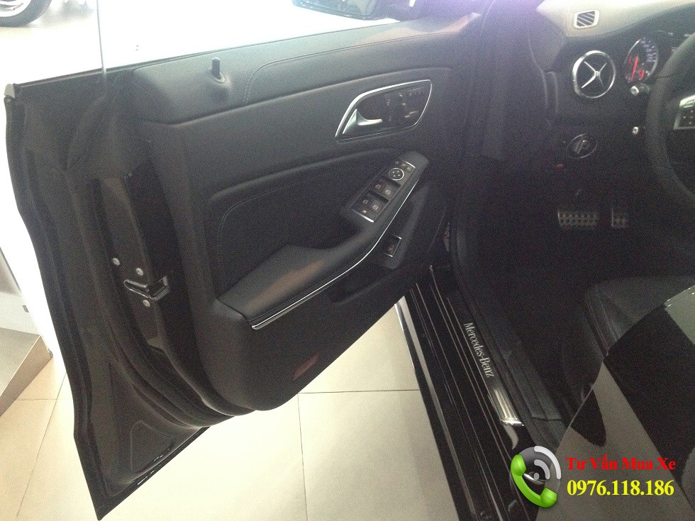 Mercedes CLA 250 2015 mau den (13)