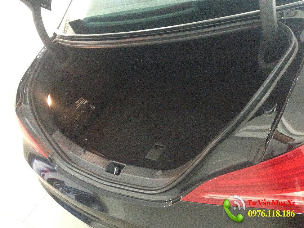 Mercedes CLA 250 2015 mau den (16)