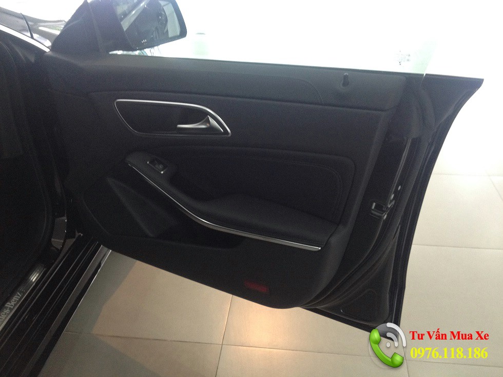 Mercedes CLA 250 2015 mau den (17)