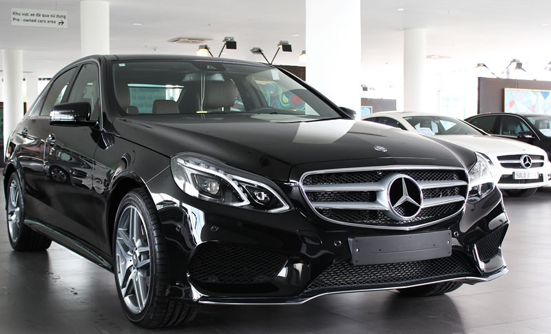 Mercedes-e400-amg-12