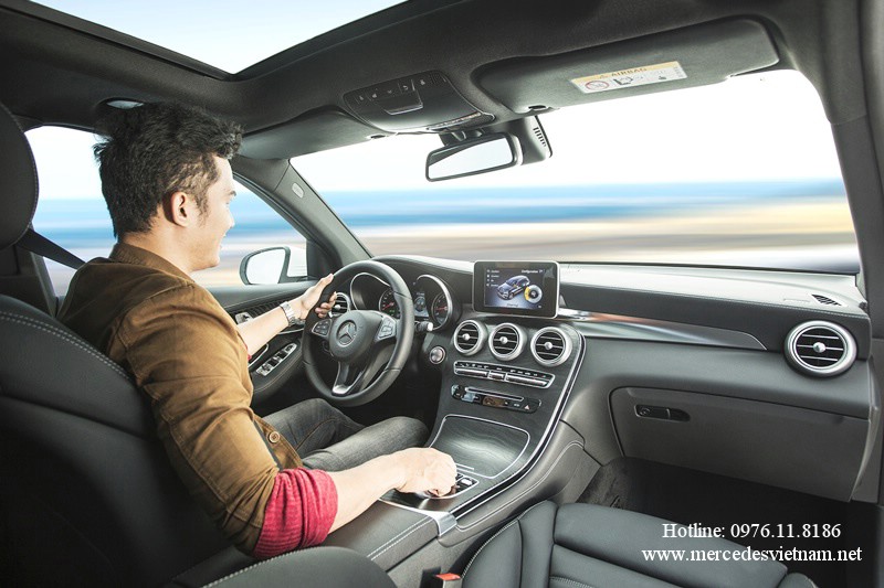 so sanh Mercedes GLC 250 2018 và Mercedes GLC 300 2018 (1)