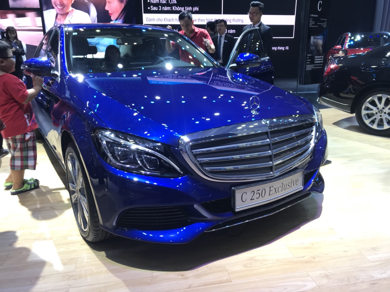 MercedesBenz C250 Exclusive 2018 Nâng cấp đáng giá  Autozonevn