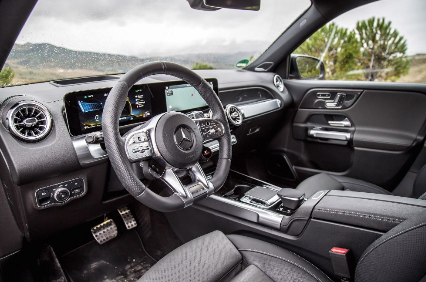 Đánh giá: 2021 Mercedes GLB 250 & 2021 Mercedes-AMG GLB 35