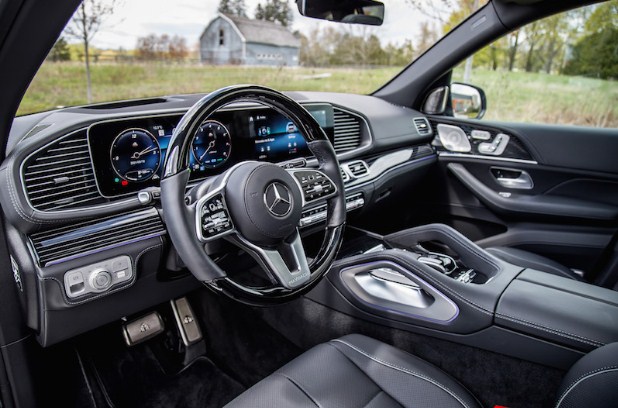 Đánh giá: Mercedes-Maybach GLS 600 2021