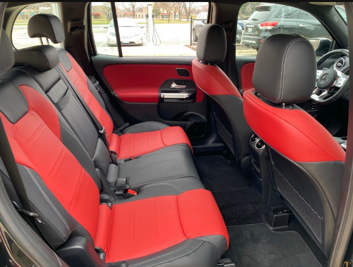 Đánh giá Mercedes-Benz AMG GLB35 2021