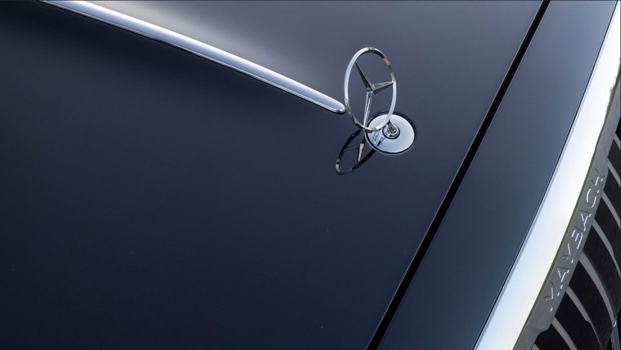 Maybach S680 2022