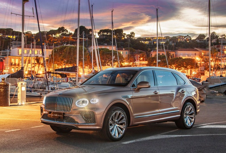 Đánh giá chi tiết Bentley Bentayga 2025: Biểu tượng SUV siêu sang trở lại