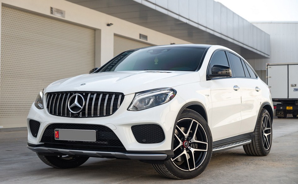 Giá lăn bánh Mercedes-AMG GLE 43 Coupé mới nhất: mua để “đi làm mỗi ngày” hay để tận hưởng đúng chất AMG?