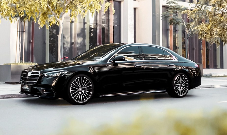 Giá lăn bánh Mercedes S500 mới nhất: chuẩn mực sedan hạng sang dành cho người đã “đến đích”