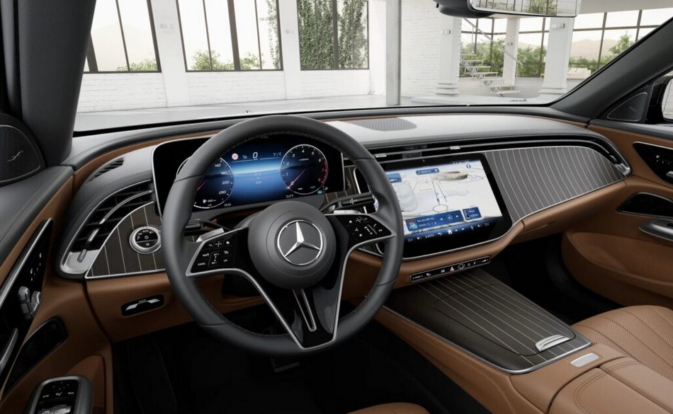 Khám Phá Khoang Lái Kỹ Thuật Số Của Mercedes E200 Avantgarde 2026 (W214): Bước Tiến Hóa Của Tương Lai